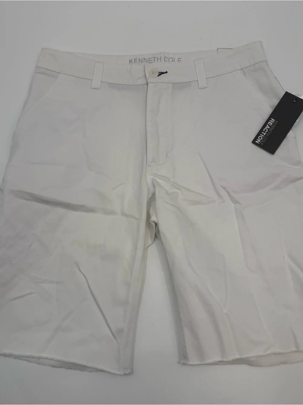 Kenneth Cole Reaction White Flat Front Men’s Shorts
